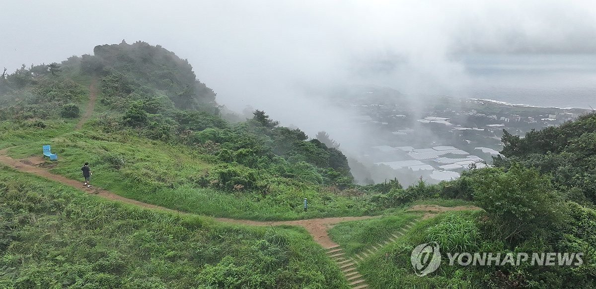 제주 최대 60㎜ 비 예보…낮 최고 29∼34도