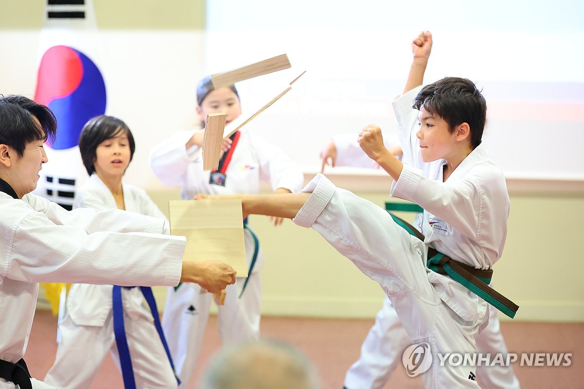 [올림픽] "'자유의 나라' 프랑스에 태권도란 '무도' 필요한 이유는…"