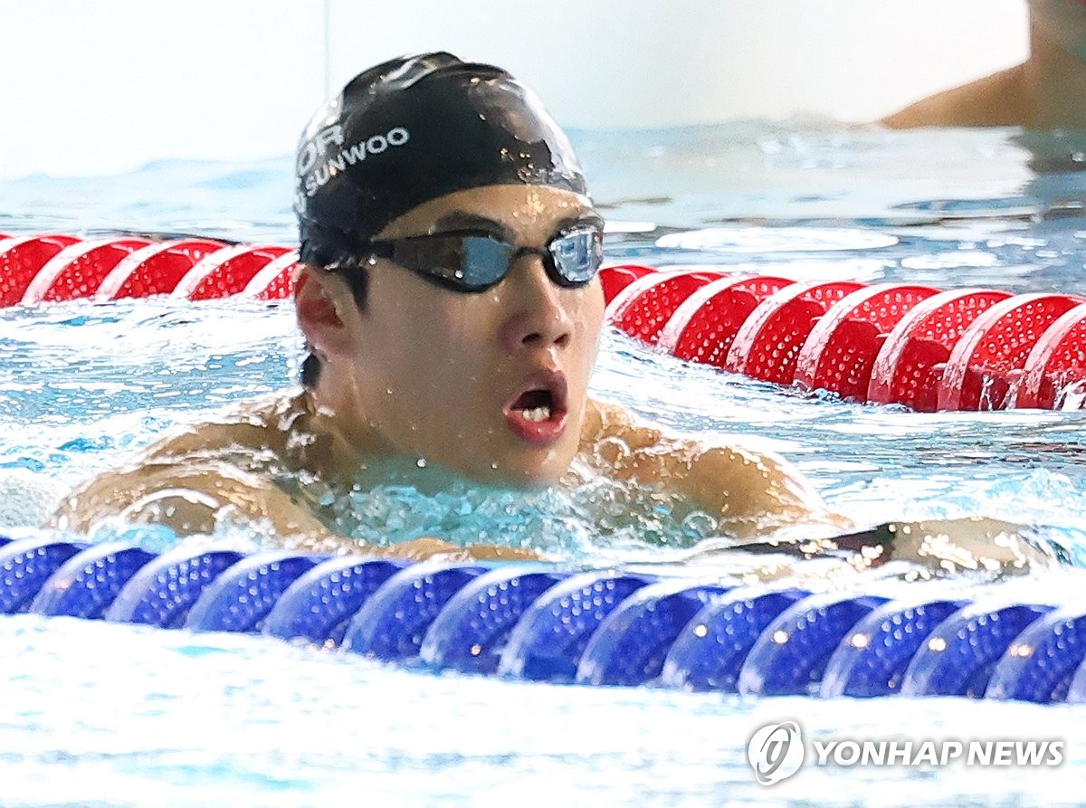 [올림픽] '파리서 첫 훈련' 김우민·황선우 "이제 실감합니다"