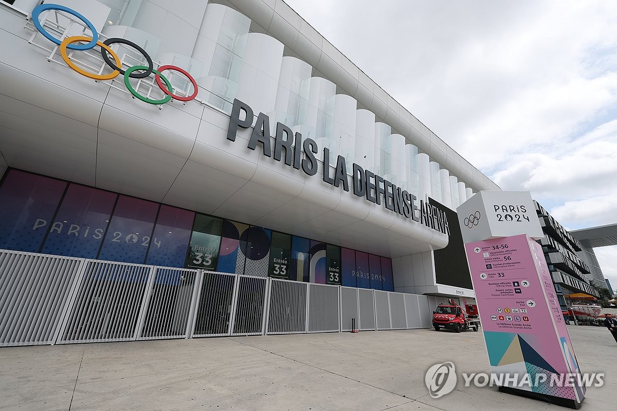 [올림픽] 시상대와 처음 마주한 황선우 "저기 한 번 올라가야죠"