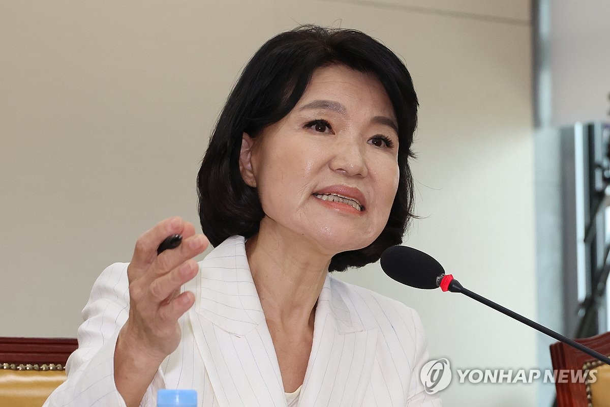 이진숙 "박정희 존경은 극우, 김대중 존경하면 지식인인가"(종합)