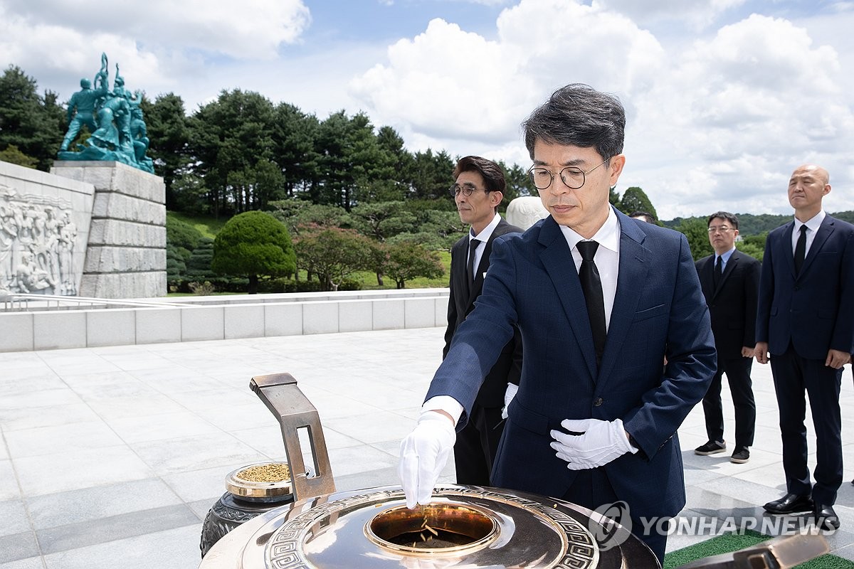 김완섭 신임 환경장관, 취임 첫 행보로 수해현장 점검