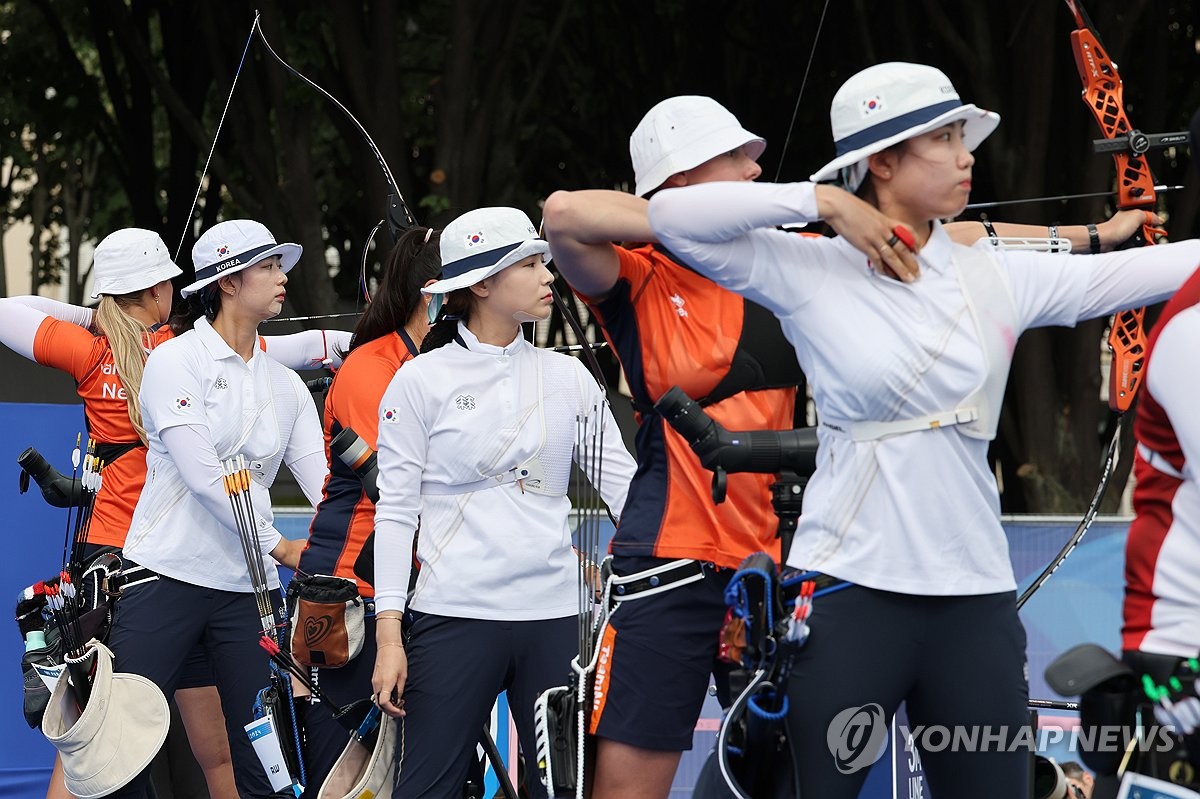 [올림픽] 비구름 떠나고 쨍한 하늘…양궁 여자단체 10연패하기 좋은 날