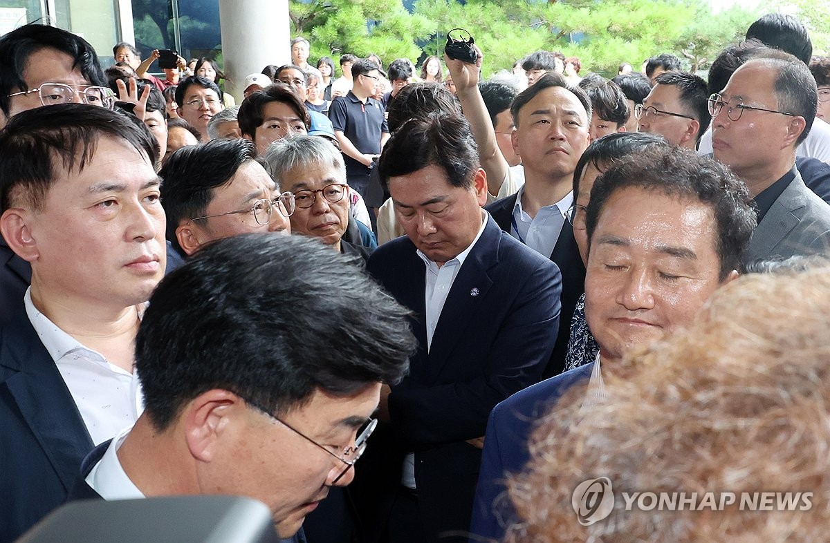 전북도지사-완주군민 대화 무산…완주·전주 통합 '험로' 예고