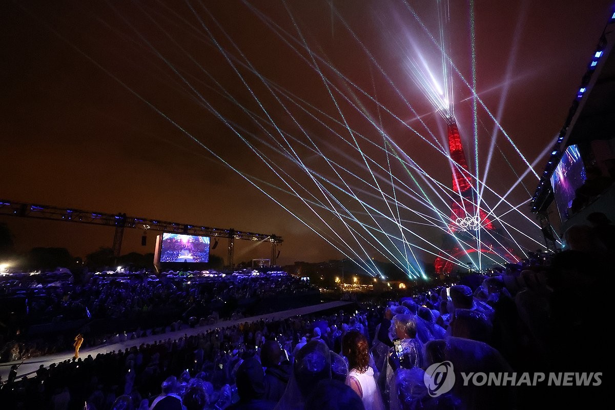 100년 만에 다시 파리…첫 수상 개회식 '올림픽의 프랑스 혁명'(종합)