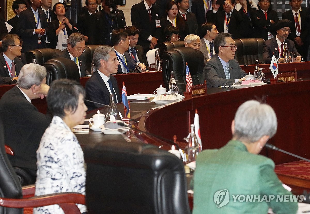 조태열, 러 라브로프 면전서 "북러 군사협력 역내 안전 위협"(종합)