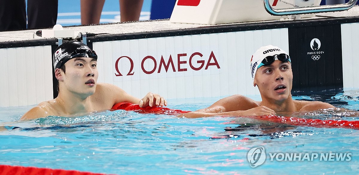 [올림픽] 200ｍ 예선 황선우 4위·김우민 12위…한국 최초 동반 준결승(종합)