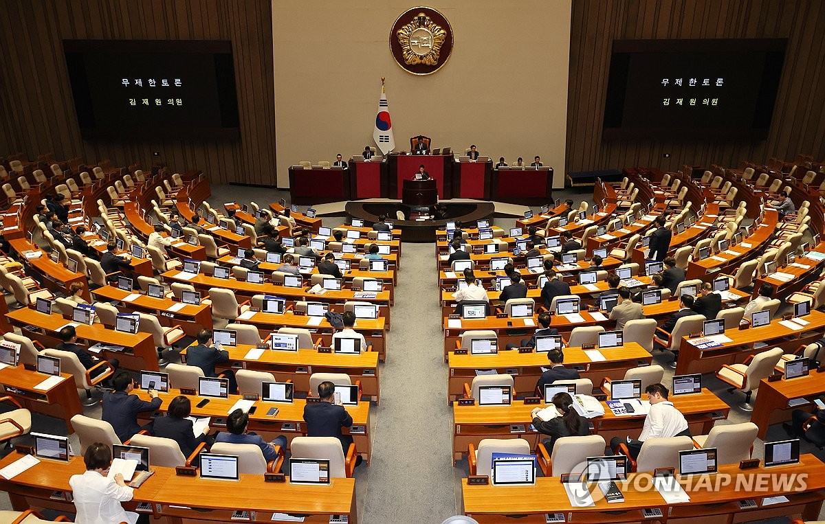 野 방문진법 단독처리·EBS법 상정…與 4차 필리버스터 돌입(종합)