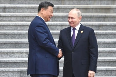한 달 반 만에 또 만난 시진핑·푸틴…"러·중 역사상 최고 우호 수준"