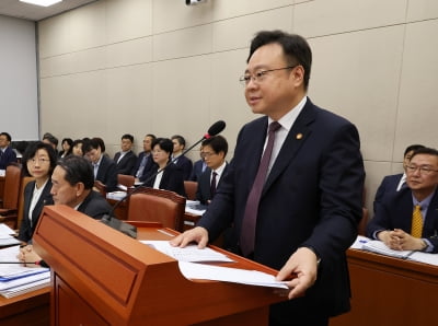 전공의 대거 사직 현실화하나…조규홍 장관 "복귀 전공의 많지 않아"