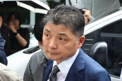 '카지노 바카라 갈림길' 김범수 영장심사 출석…카카오·에스엠 주가↓