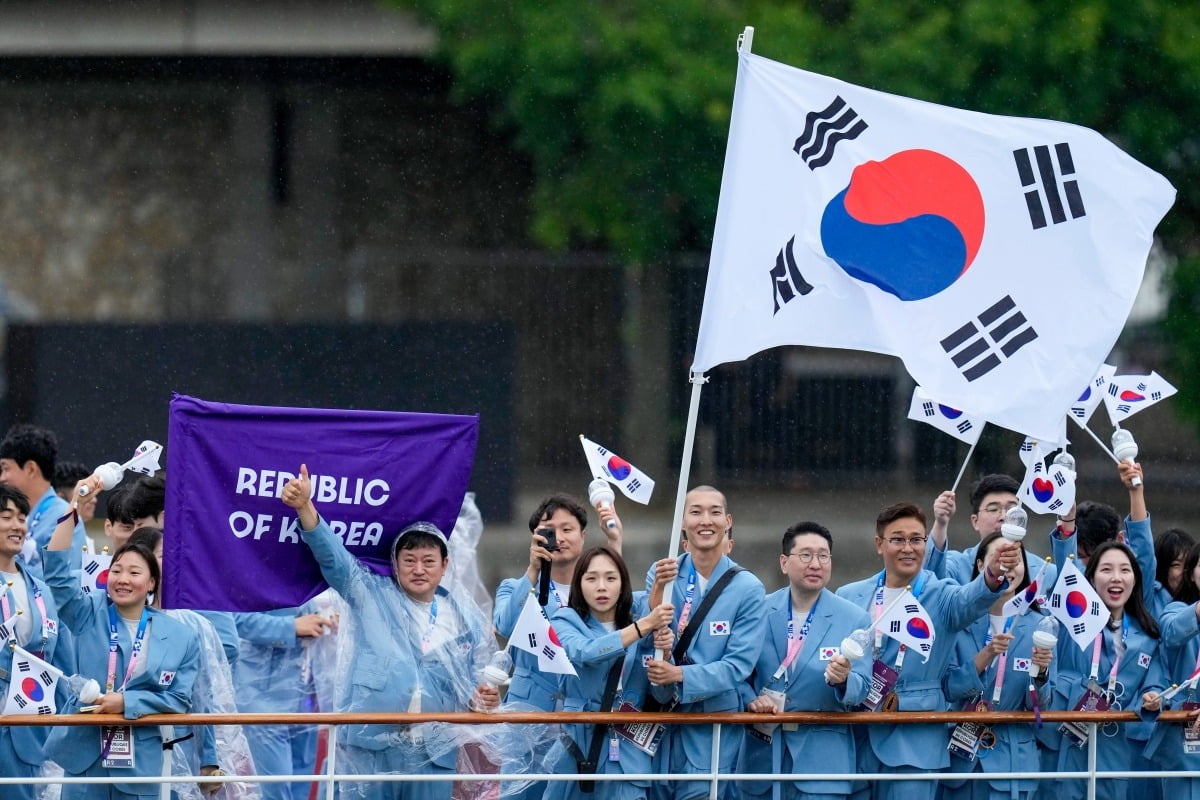 意媒：迪巴拉已经恢复合练，可能代表罗马首发出战国米