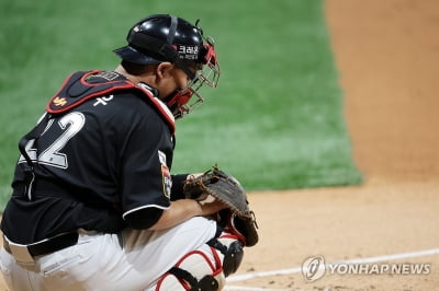 kt, 16일 고척 키움전에서 KBO리그 최초로 피치컴 실전 착용(종합)