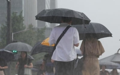 경기북부 8개 시·군 호우특보…파주 문산 시간당 100㎜ [종합]