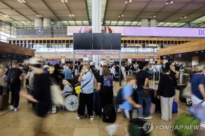 전세계 IT 대란…공항·금융·운수·방송 '동시다발 마비'(종합)