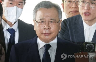 '가짜 수산업자 금품수수' 박영수 유죄…"특검은 모범 보여야"(종합2보)