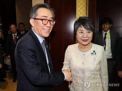 한일 "국교정상화 60주년 계기 협력 확대"…라오스서 외교회담(종합)