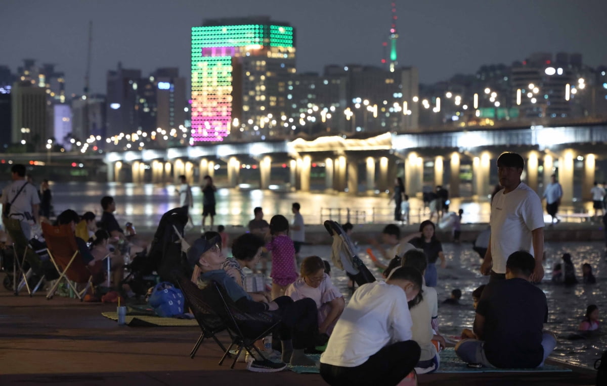 [포토] 연일 열대야···잠 못드는 서울