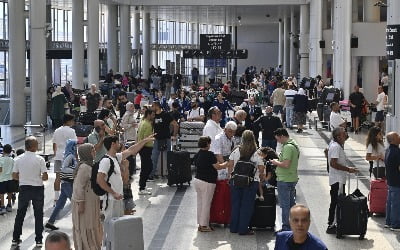 '일촉즉발' 중동…정부, 우리 교민 780명에 '출국 강력 권고'