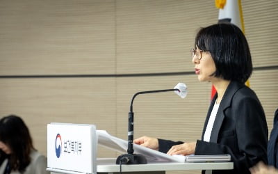 소모적 증원 논쟁 그만…정부, 상급종합병원 전공의 의존도 절반 감축