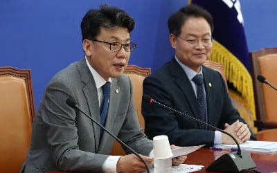 '금투세 강경파' 진성준 민주당 정책위의장 유임