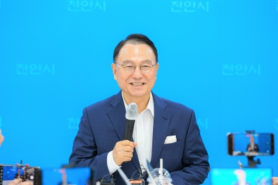 천안시, 육아 공무원 주 4일 출근제...파격 출산정책 '눈길'