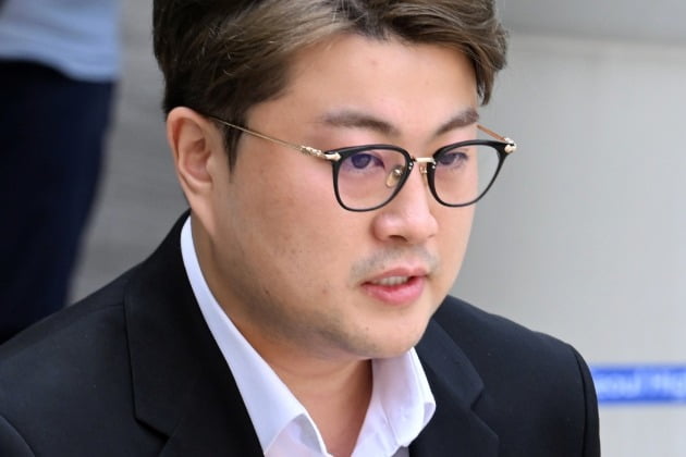 김호중, 내달 30일 보석 심문…이르면 10월 중 1심 선고 전망