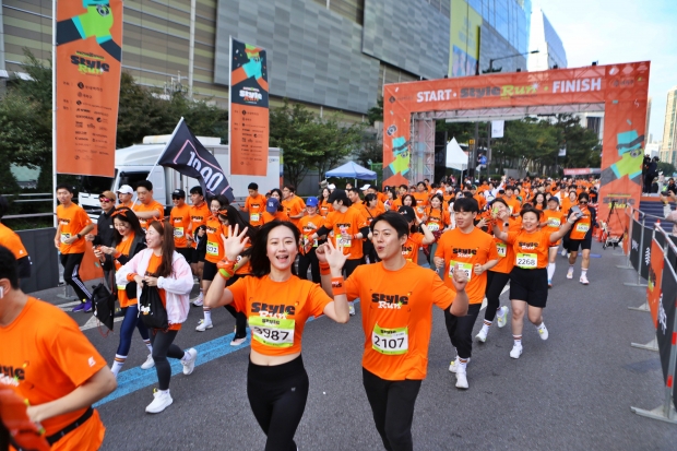 롯데百 러닝 축제 ‘스타일런’