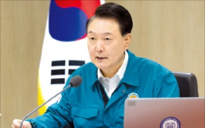 尹 "反국가세력 암약"…'北 핵공격 가정' 첫 훈련