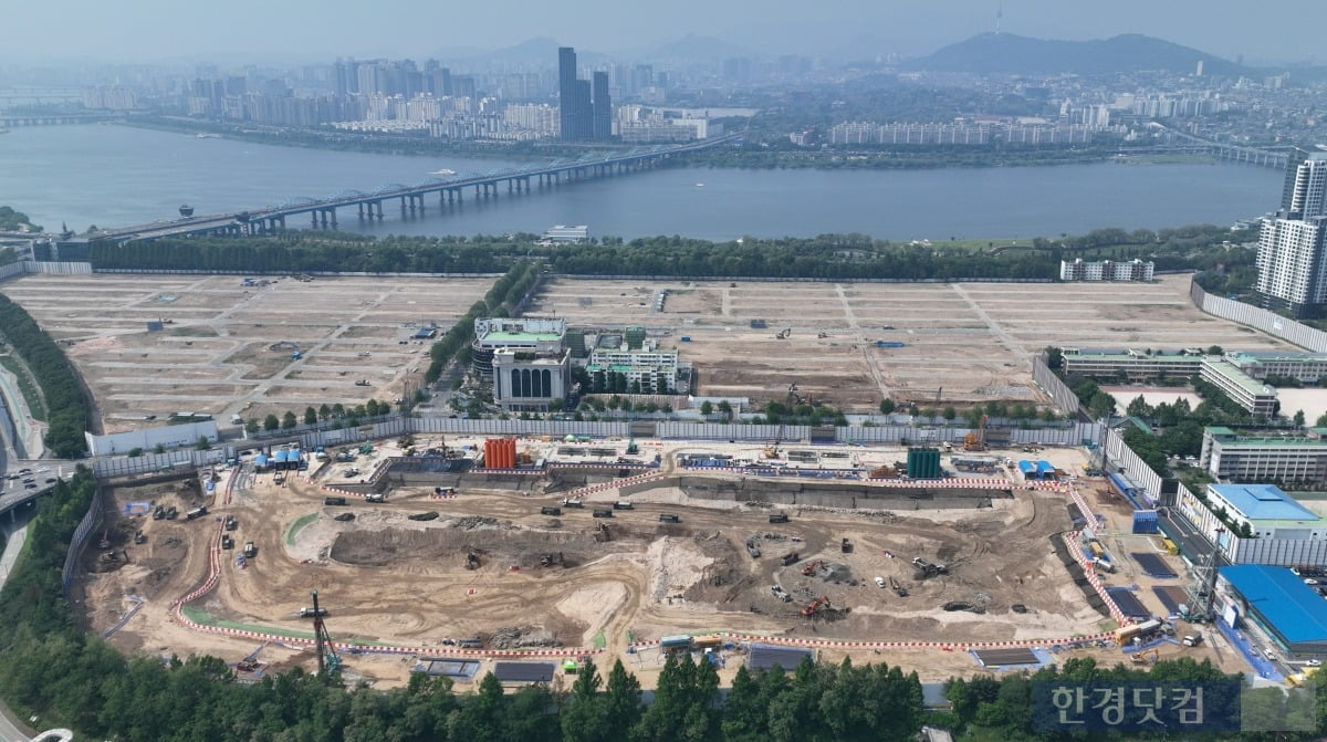 서울 서초구 반포본동 반포주공1단지 재건축 공사 현장. 사진=임대철 기자