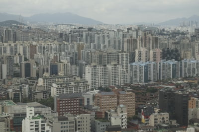 '집값과의 전쟁' 선포한 정부...치솟는 부동산 잡을까?