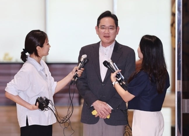 이재용 "선수들 선전 기분 좋아…'시상대 셀카' 마케팅도 보람"