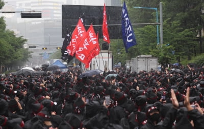 '또 파업' 선택한 삼성전자 노조 "짧은 기간 사측에 타격 줄 것"