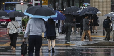 일·육아 병행 힘드네...워킹맘의 '한숨'