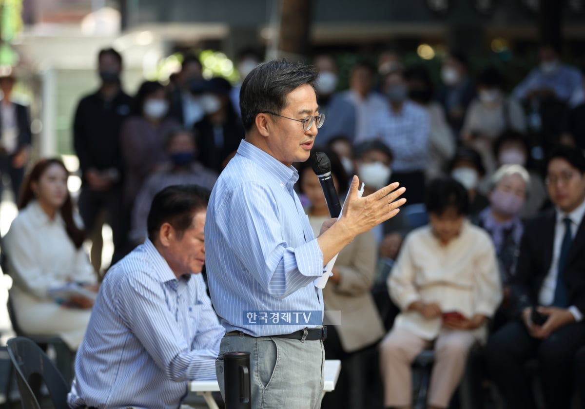 김동연 경기도지사, 광역단체장 직무수행 긍정평가 1위