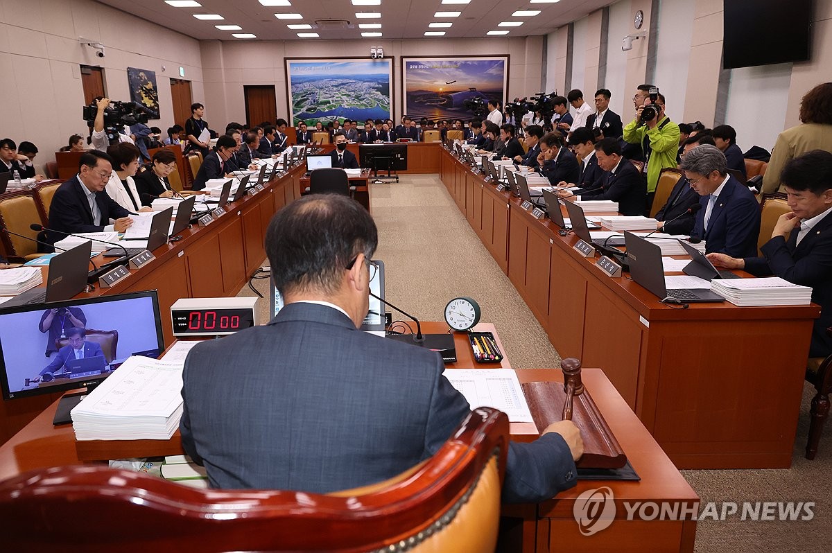 '전세사기특별법' 국토위 통과…28일 본회의서 처리