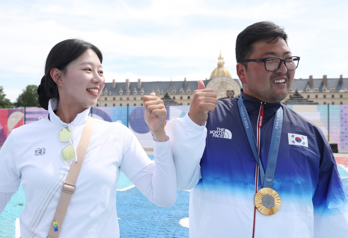 파리의 3관왕, 김우진과 임시현 / 사진=연합뉴스