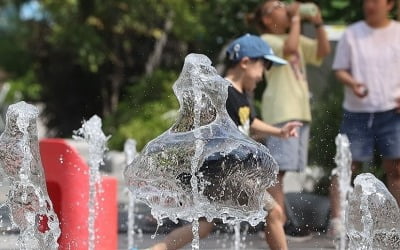 전국 무더위·열대야…수도권·강원 내륙 중심 소나기