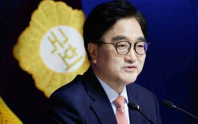 우원식 "제3자 추천안 수용해야…尹, 야당 대표·국회의장 만나자"