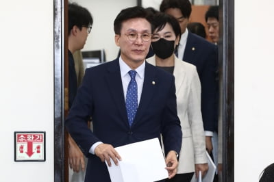 김민석 "'응급실 뺑뺑이' 없다고 얘기하면 천벌 받을 것"