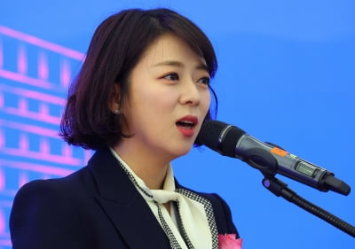 "일왕 육성보다 4시간 먼저 VOA서 메이저카지노사이트어로 日 항복 알려"