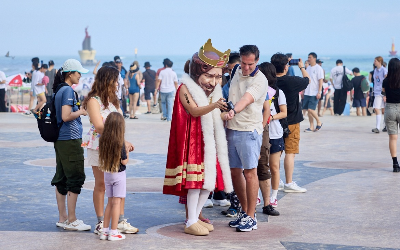 "서울 놀러 온 거 아니었어?"…외국인들 '이 도시'로 몰렸다