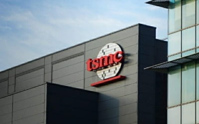 온라인카지노과는 다르네…TSMC '전폭적 지원' 어느 정도인가 보니  [김채연의 IT말아먹기]