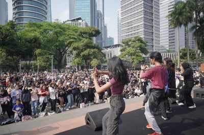 '엔하이픈 시티' 변신한 자카르타…1만4000명 즐겼다