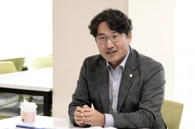 조성환 도의회 기획재정위원장, 파주시 성동리 '맞고을 일대 빛의 거리로' 탈바꿈