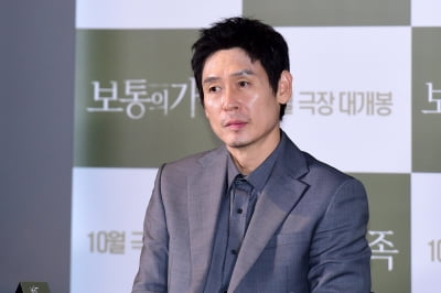 '보통의 가족' 설경구 "한 장면을 100번도 넘게…해도 해도 끝 안나"