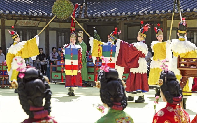 [포토] 조선 왕실 잔치 ‘진작례’ 복원 공연