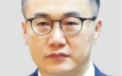 '金여사 사건' 미완으로 남긴채…尹정부 첫 檢총장 이원석 퇴임