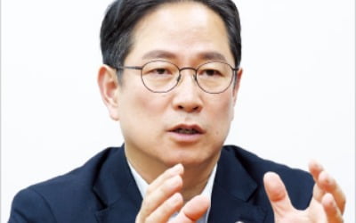 "野, 물어뜯어도 좋으니 일단 특위부터 만들자"