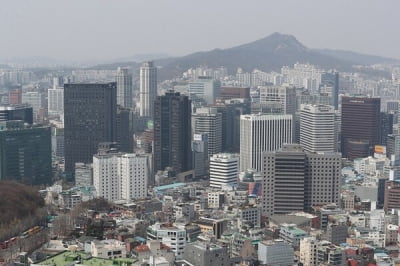 “신입사원 안 뽑아요”...더 좁아진 대기업 취업문